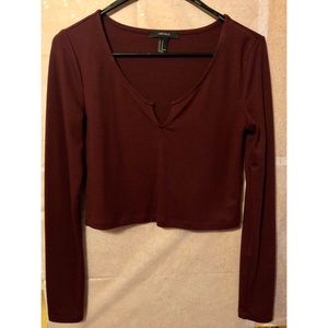 Forever 21 Burgundy crop top. Size-Medium.(EUC)🌹